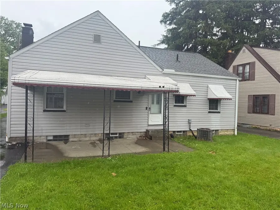 57 Leighton Avenue, Youngstown, OH 44512 - #3