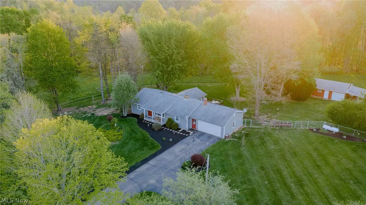 1416 Baird Se Avenue, Paris, OH 44669 - #1