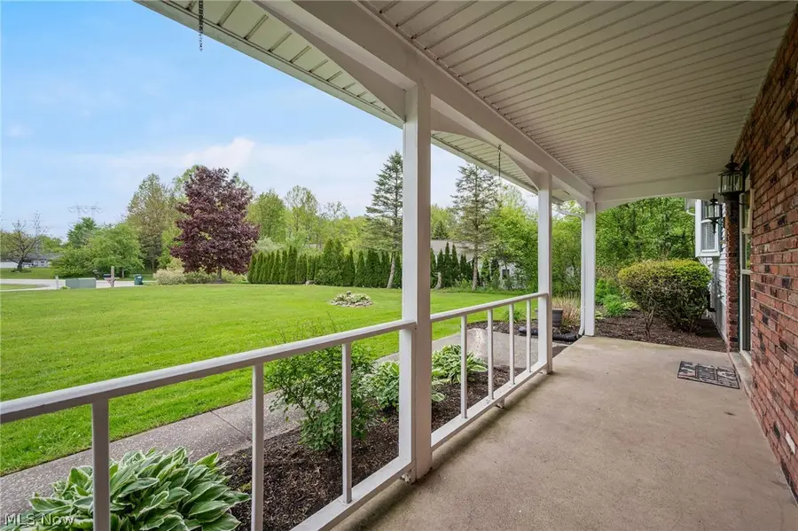 10471 Meadowhurst Lane, Chardon, OH 44024 - #2