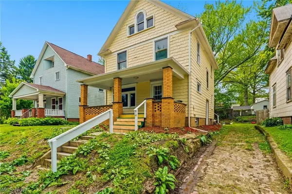 1387 S Seneca Avenue, Alliance, OH 44601