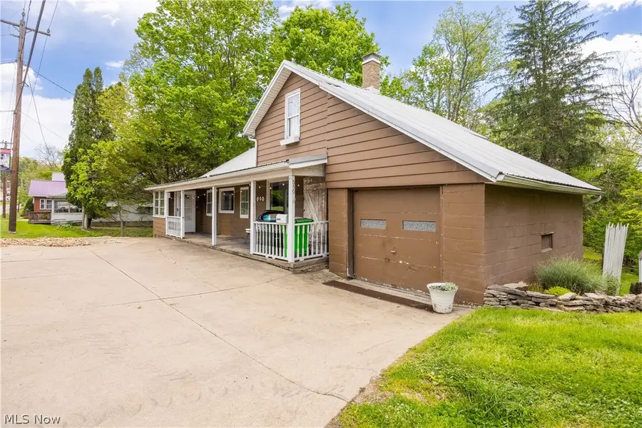 659 E Jackson Street, Millersburg, OH 44654 - #2