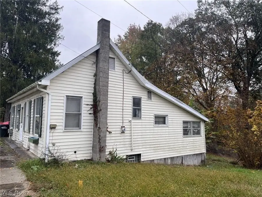 226 E Main Street, Freeport, OH 43973 - #3
