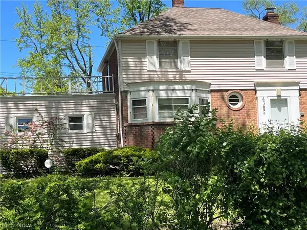 4385 Silsby Road, University Heights, OH 44118