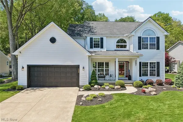 1250 Orchard Glen Drive, Amherst, OH 44001