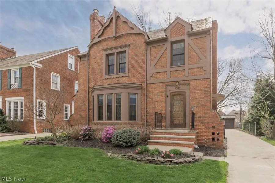 2619 Traymore Road, University Heights, OH 44118 - #2