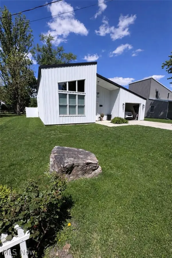 103 W Wood Street, Middle Point, OH 45863