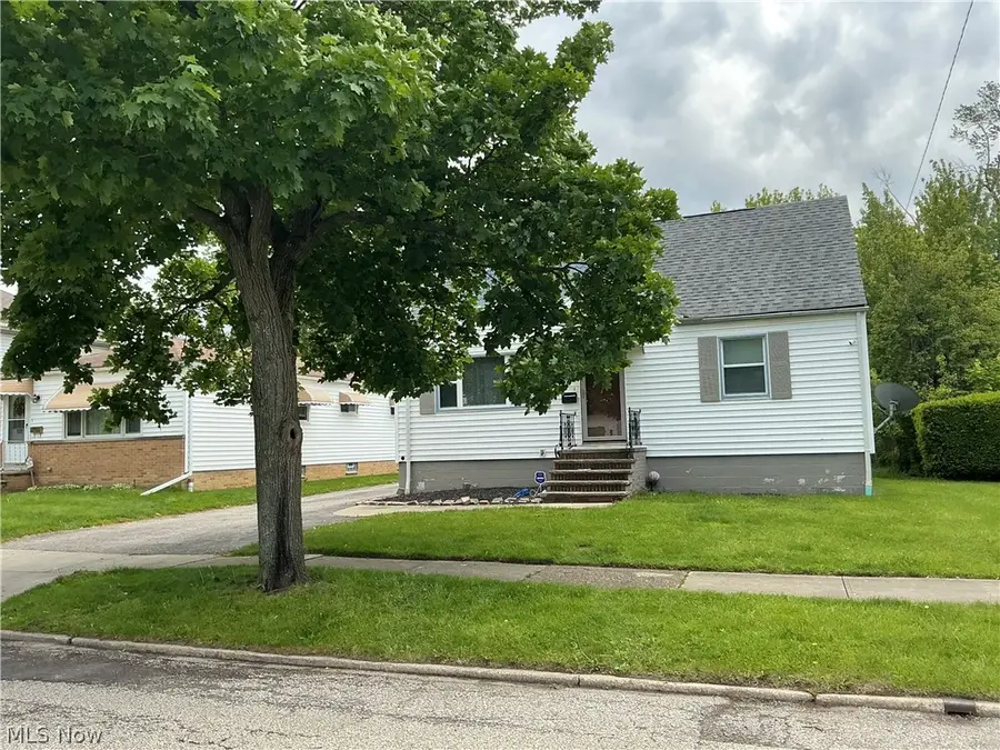 168 Henry Street, Bedford, OH 44146 - #2