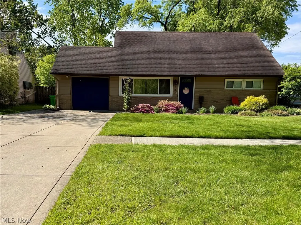 233 Baldwin Drive, Berea, OH 44017 - #1