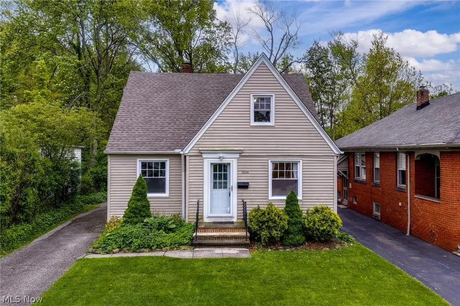 3504 E Scarborough Road, Cleveland Heights, OH 44118 - #2