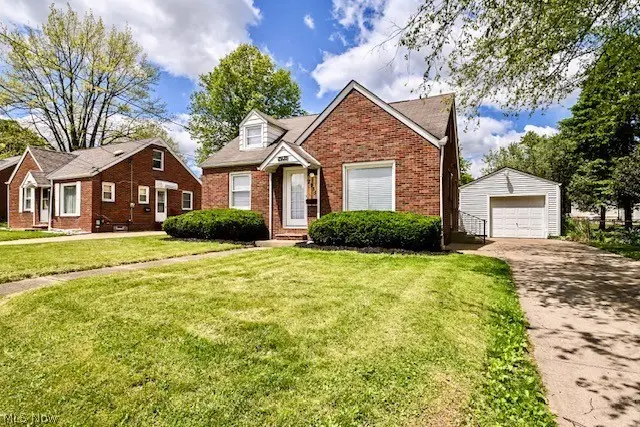 2935 15th Nw Street, Canton, OH 44708 - #2