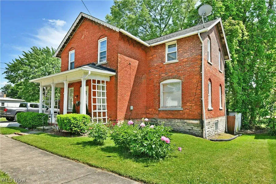 315 W Park Avenue, Niles, OH 44446 - #3