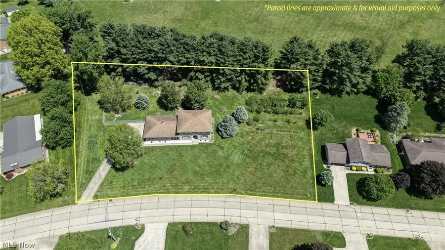 883 Basel Street, Sugarcreek, OH 44681 - #3