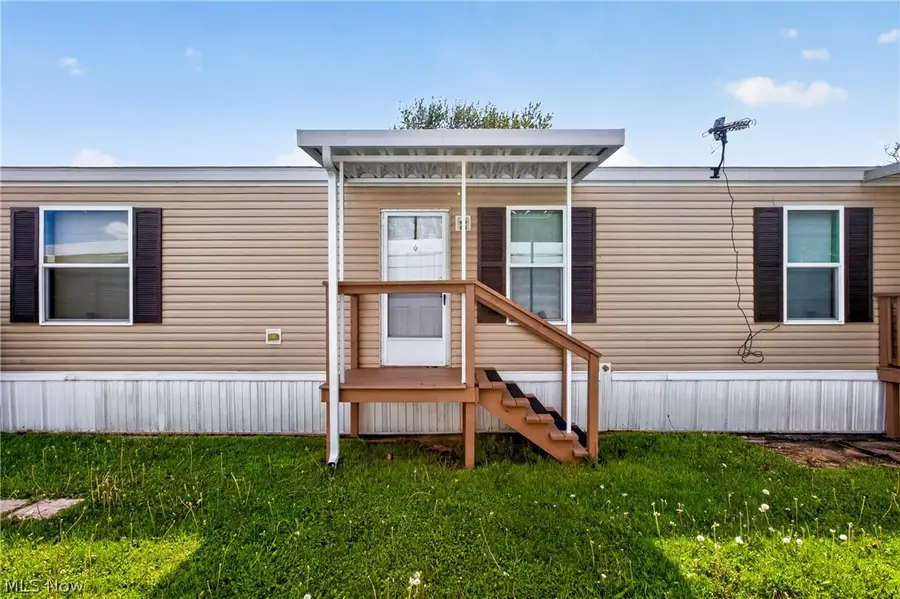 9525 Woodworth Road #A19, North Lima, OH 44452 - #2