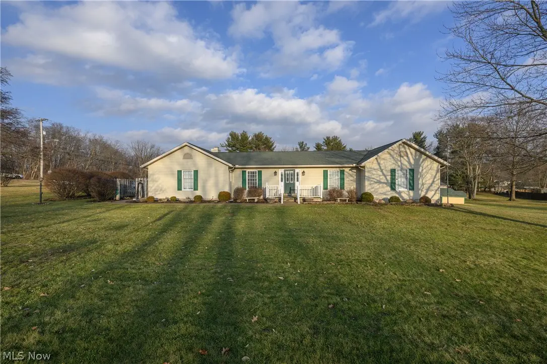 6840 Akron Nw Avenue, Canal Fulton, OH 44614 - #1