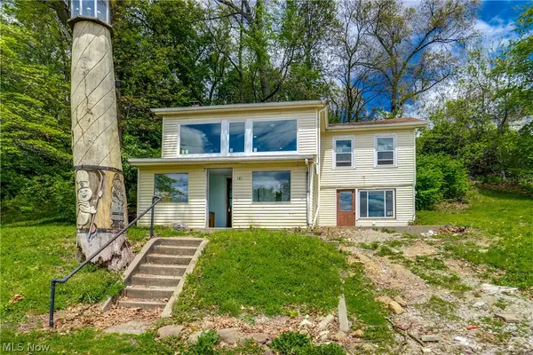 181 Portage Lakes Drive, Akron, OH 44319