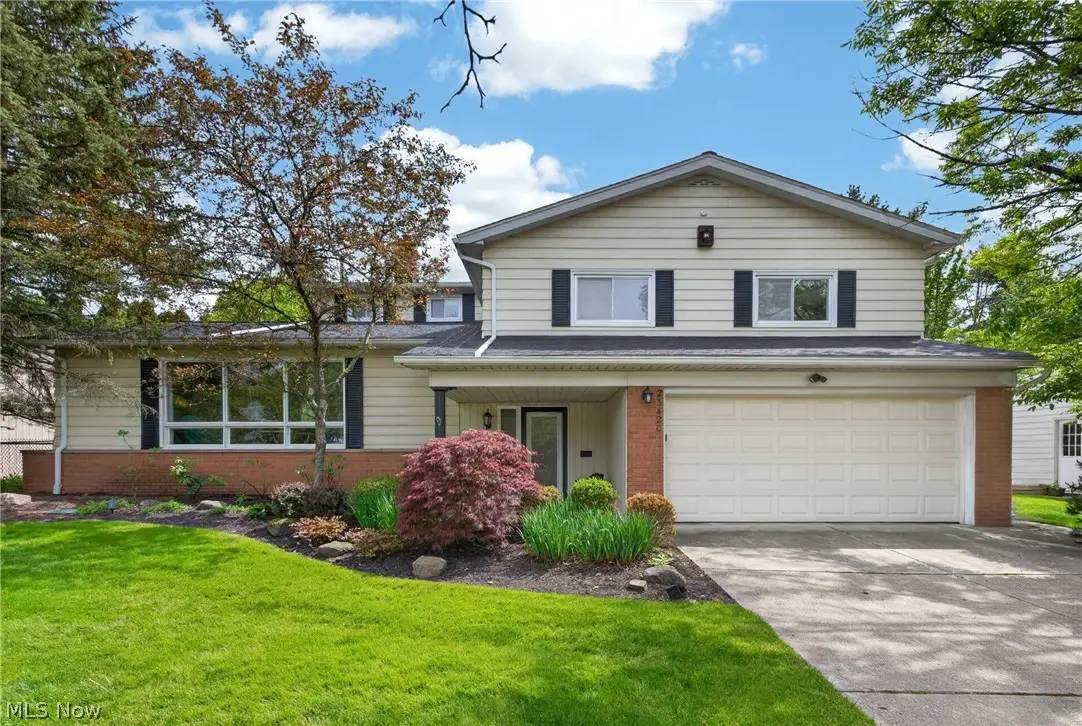 23420 Wendover Drive, Beachwood, OH 44122 - #1