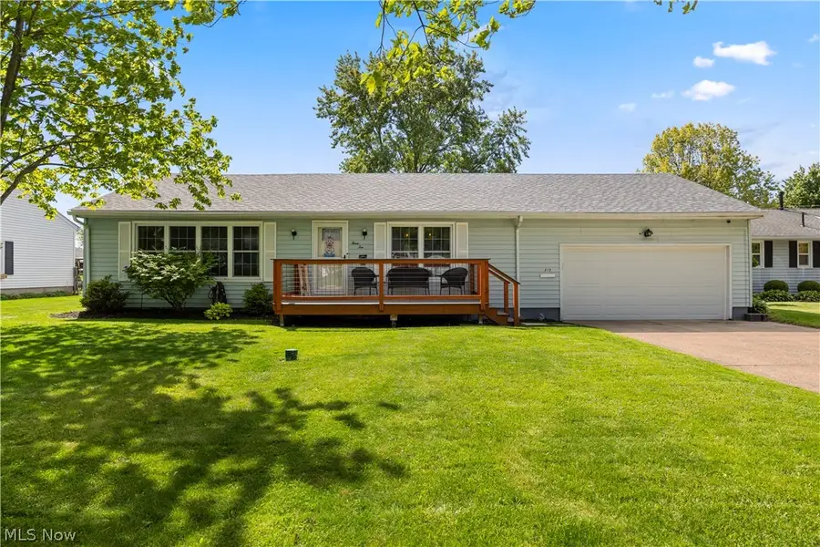 310 N Woodhill Drive, Amherst, OH 44001 - #2