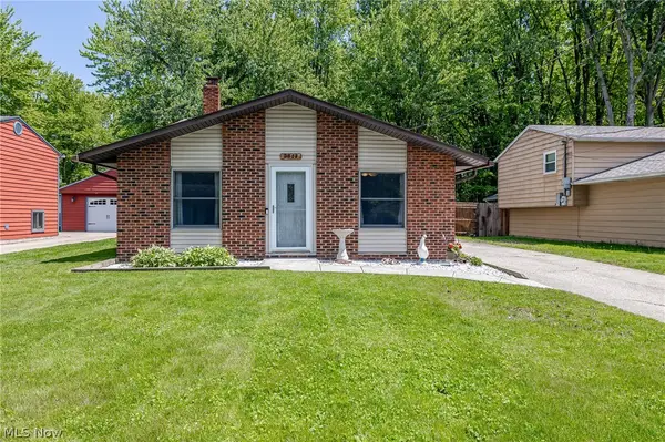 6243 Rosebelle Avenue, North Ridgeville, OH 44039