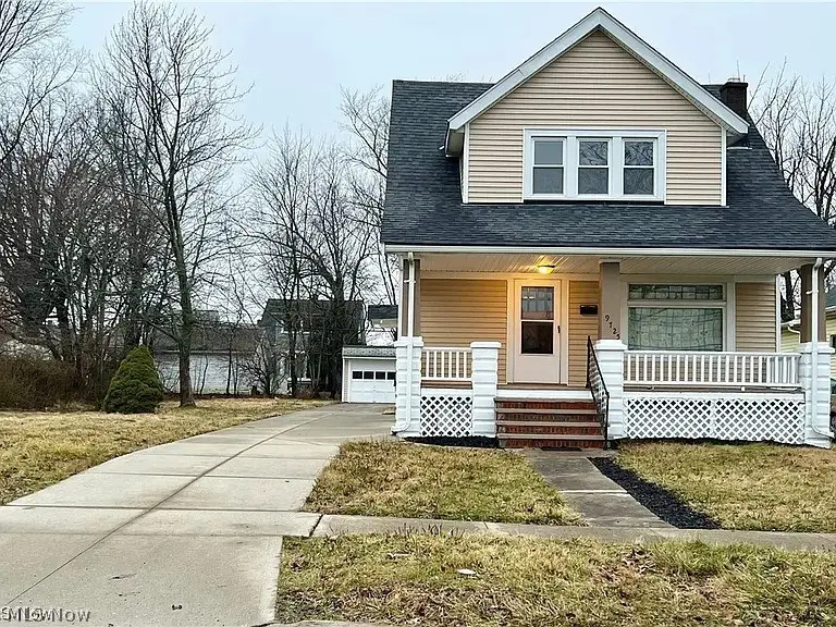 9725 Parkview Avenue, Garfield Heights, OH 44125 - #1