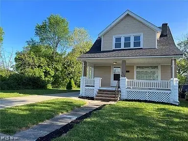 9725 Parkview Avenue, Garfield Heights, OH 44125 - #2