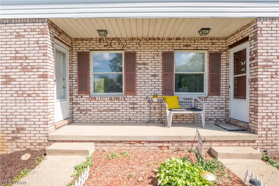 3615-3617 Mount Pleasant Nw Street, North Canton, OH 44720 - #3