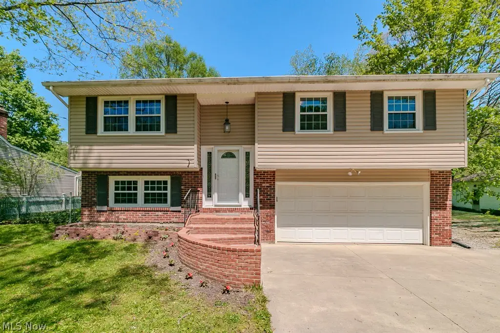 8550 Sharp Lane, Chesterland, OH 44026 - #1