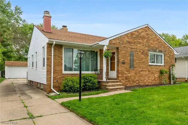 7249 Greenleaf Avenue, Parma, OH 44130