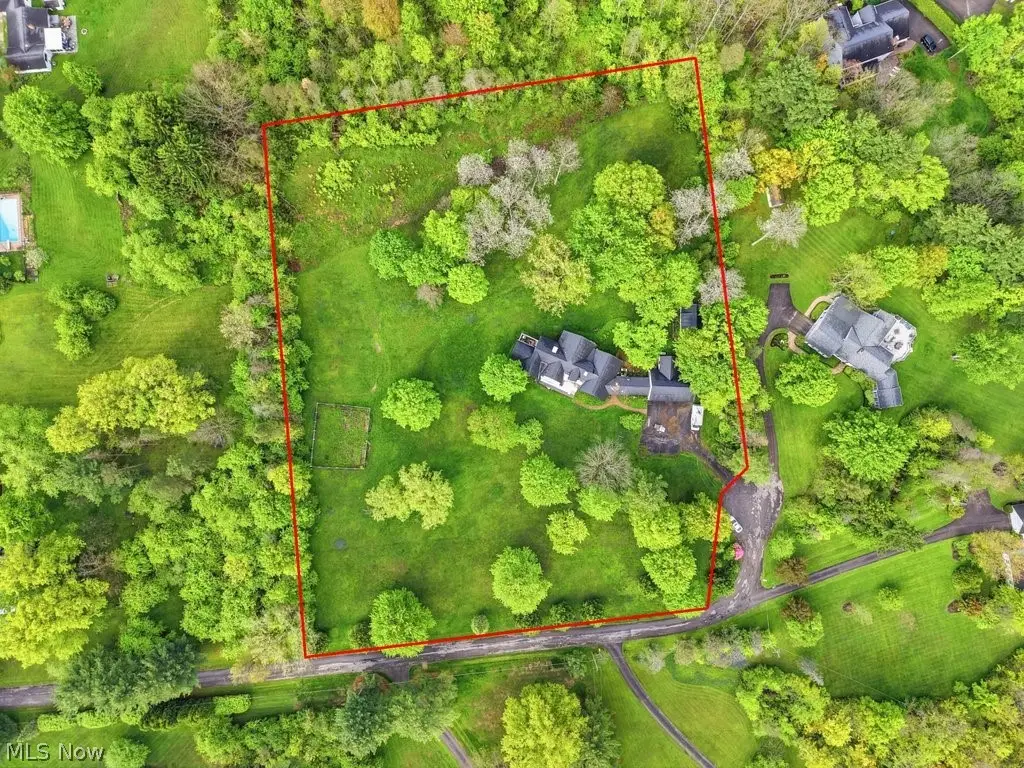 7151 Cabot Lane, Chagrin Falls, OH 44022 - #1