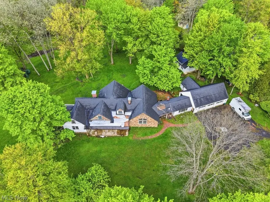 7151 Cabot Lane, Chagrin Falls, OH 44022 - #2