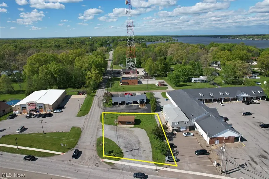 17688 Mahoning Avenue, Lake Milton, OH 44429 - #2