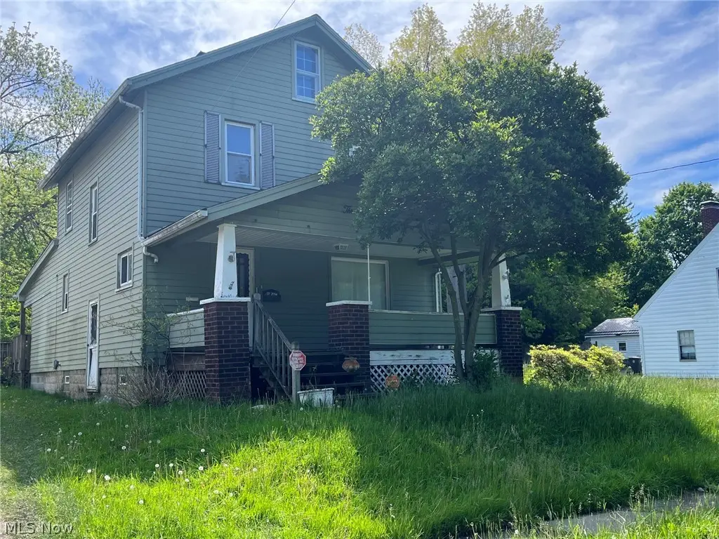 304 Lowell Ne Avenue, Warren, OH 44483 - #1