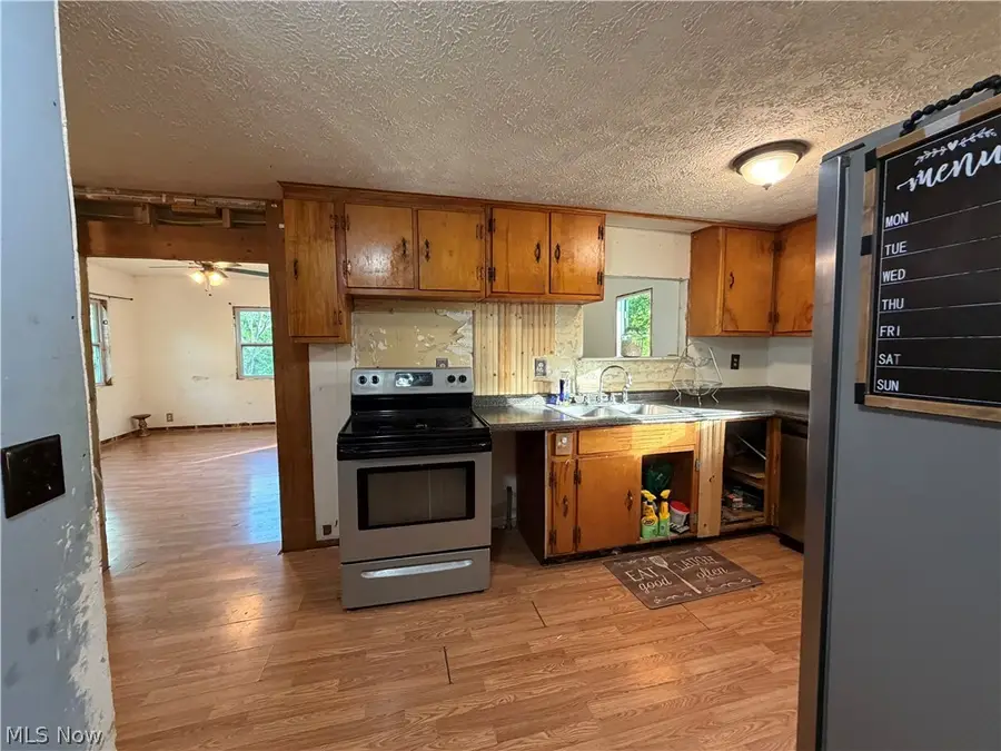 320 River Lane, Elizabeth, WV 26143 - #3