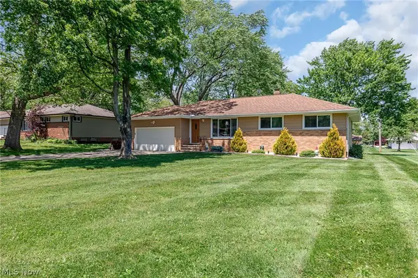1055 Twilight Drive, Seven Hills, OH 44131