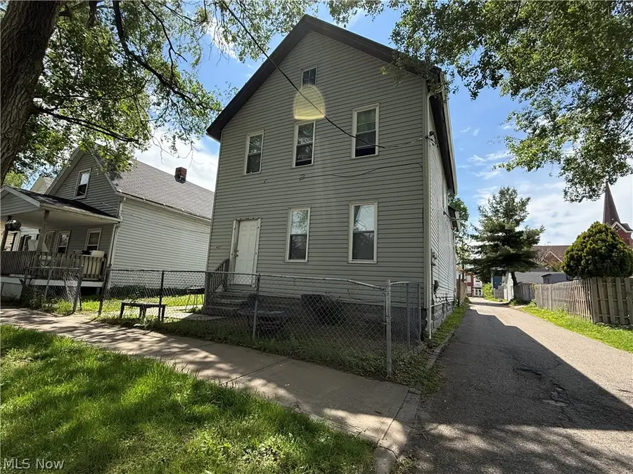 4217 Hyde Avenue, Cleveland, OH 44109 - #2