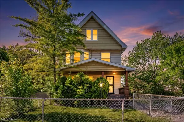 12015 Osceola Avenue, Cleveland, OH 44108
