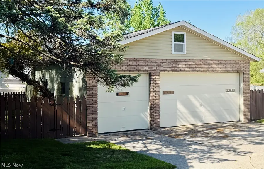 19510 Lunn Road, Strongsville, OH 44149 - #3