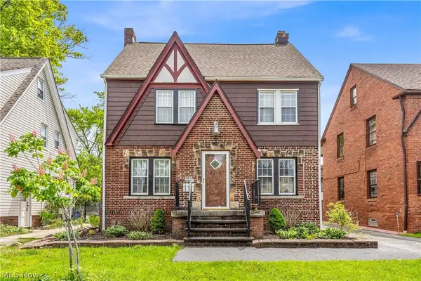 3618 Farland Road, University Heights, OH 44118
