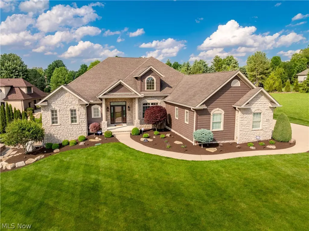 8591 Harlequin Nw Circle, Massillon, OH 44646 - #1