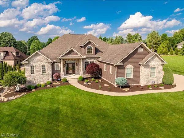 8591 Harlequin Nw Circle, Massillon, OH 44646
