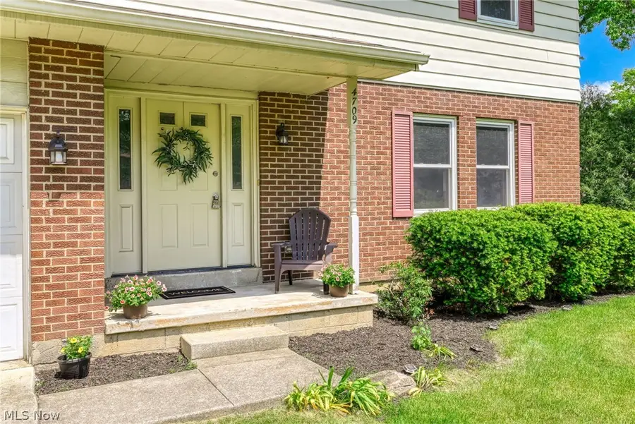 4709 Nottingham Lane, Stow, OH 44224 - #3