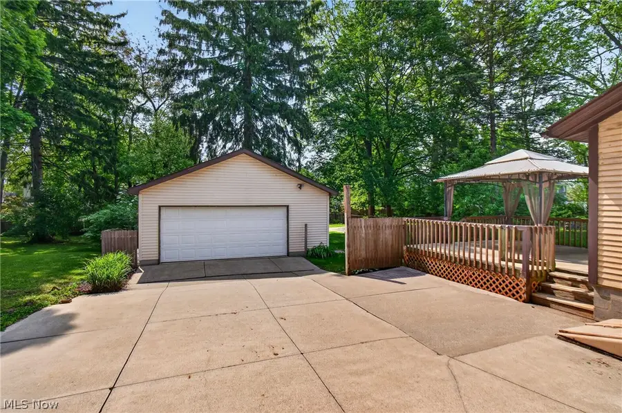 2443 3rd Street, Cuyahoga Falls, OH 44221 - #3