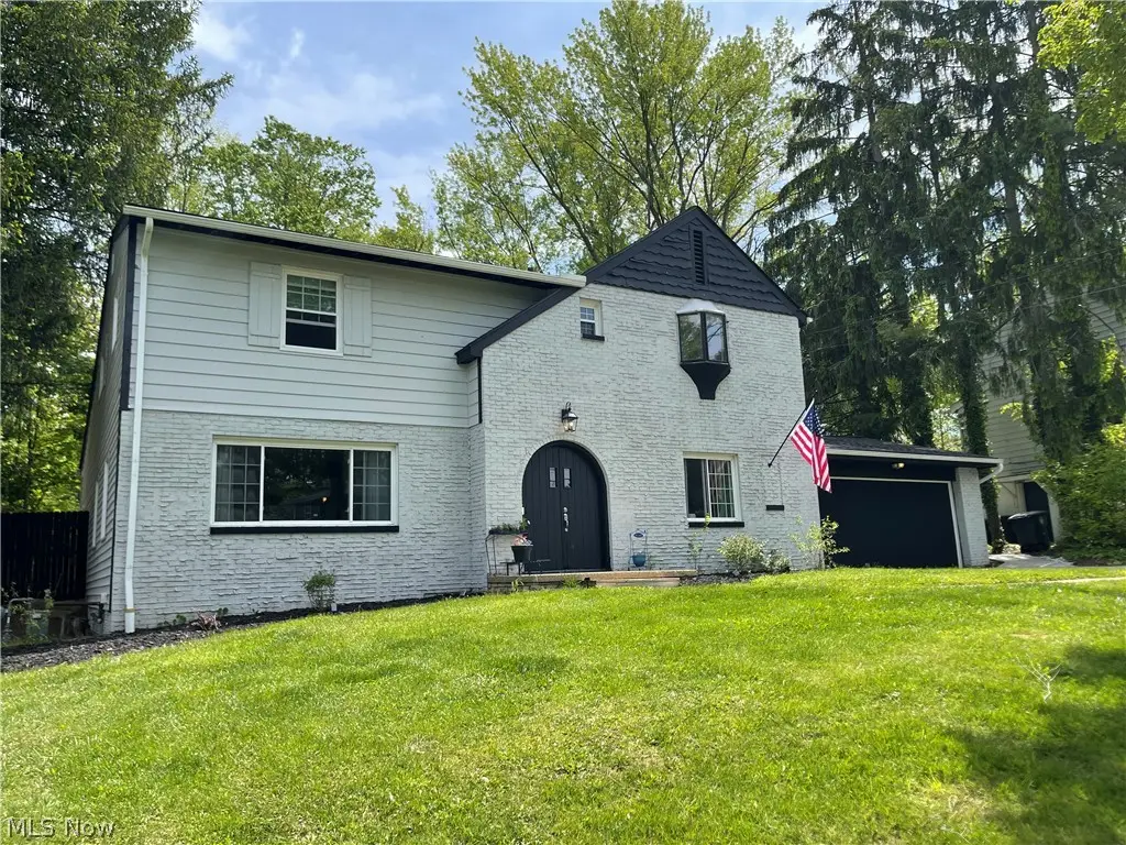 607 Castle Boulevard, Akron, OH 44313 - #1