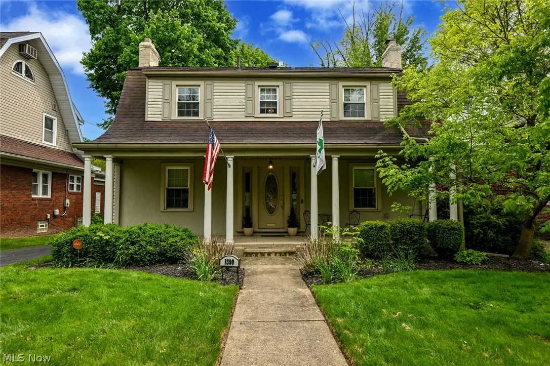 1390 Delia Avenue, Akron, OH 44320 - #1