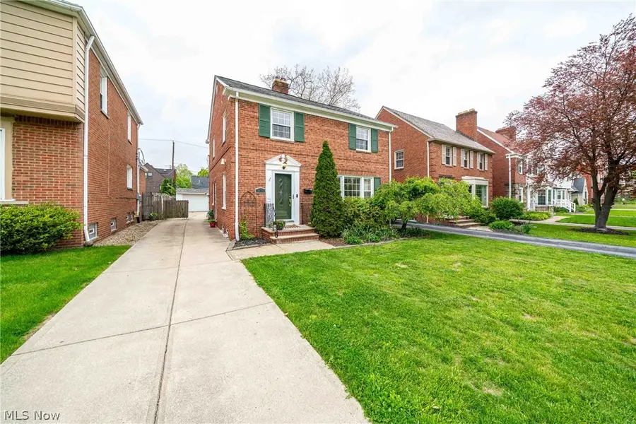 3678 Lynnfield Road, Shaker Heights, OH 44122 - #2