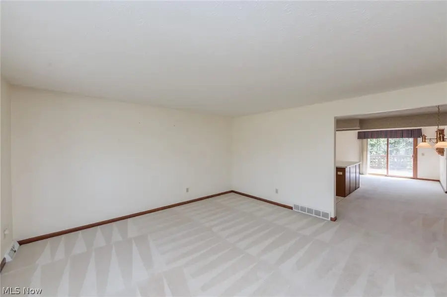5111 Rockport Cove, Stow, OH 44224 - #2