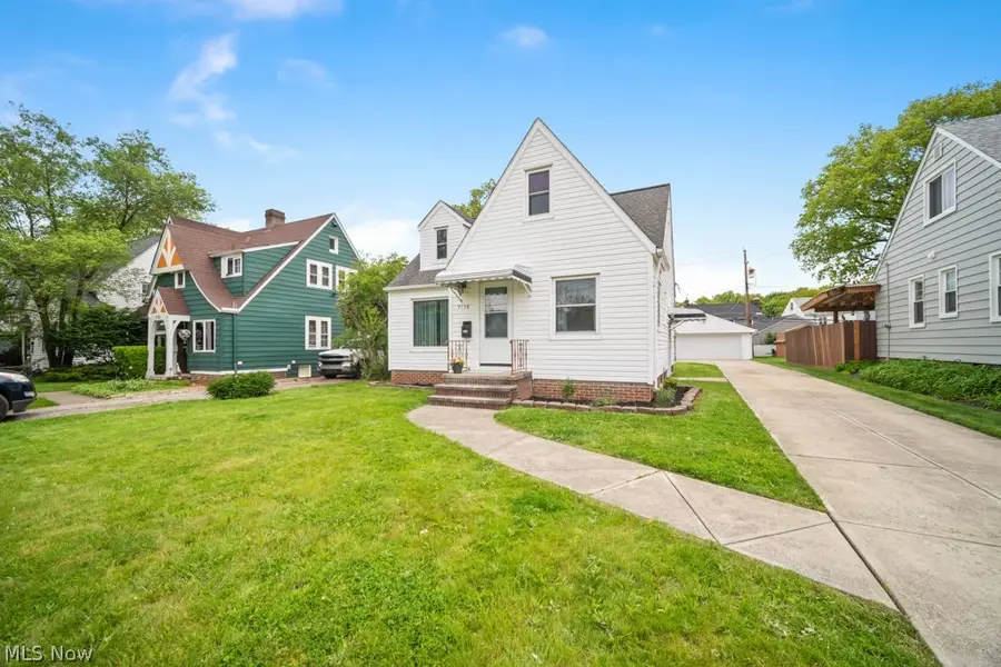 9158 Snow Road, Parma, OH 44130 - #2
