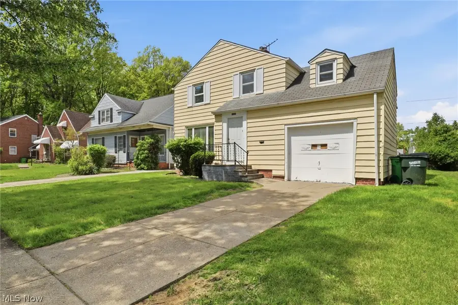 1980 Idlehurst Drive, Euclid, OH 44117 - #2