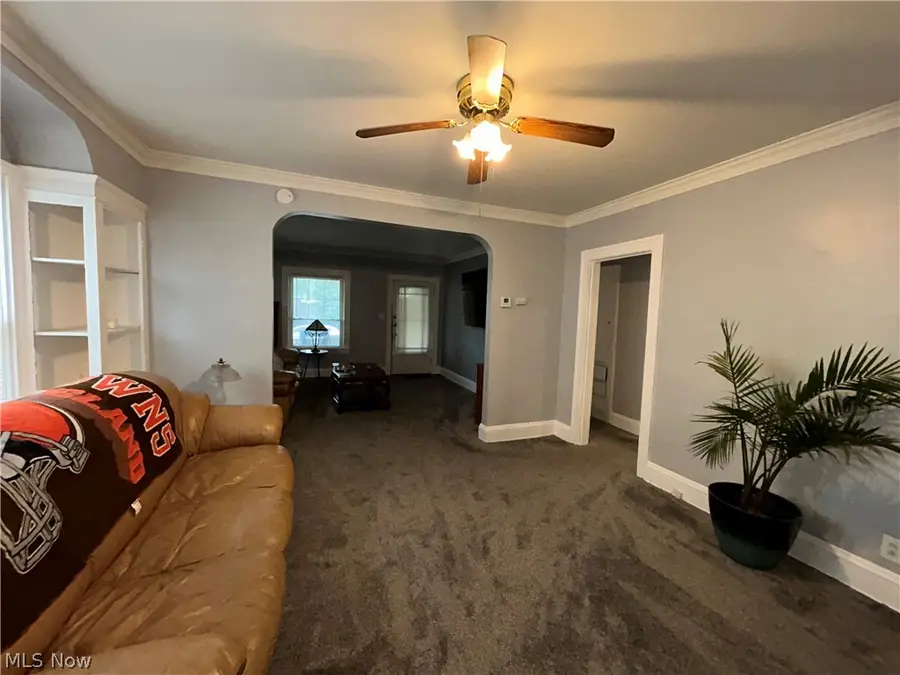 10014 Sladden Avenue, Garfield Heights, OH 44125 - #3