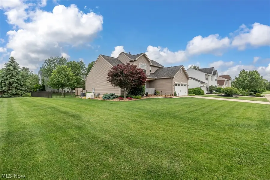 37164 Stone Creek Drive, North Ridgeville, OH 44039 - #2