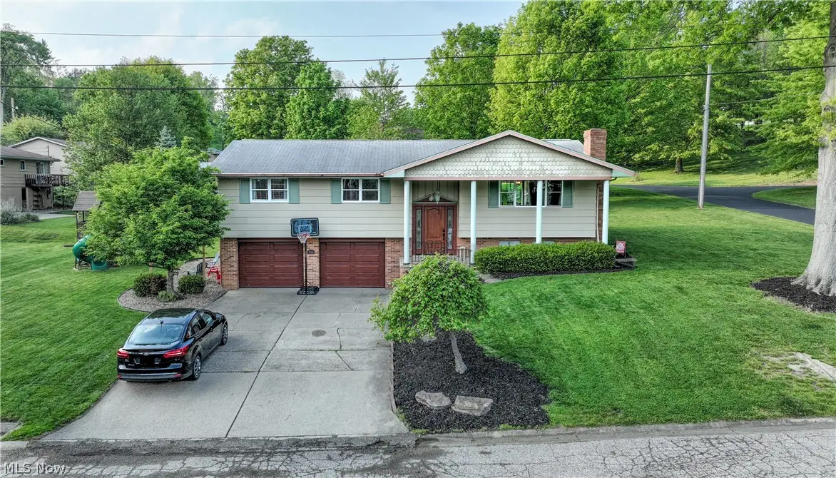 116 Carroll Drive, Saint Clairsville, OH 43950 - #1